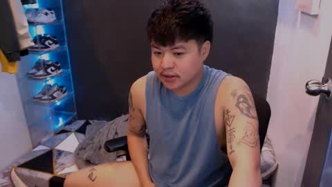 Snapshot of kenhotline911 chatting on January 2025 07:15:01 PM ken online show from January 2025 07:15:01 PM