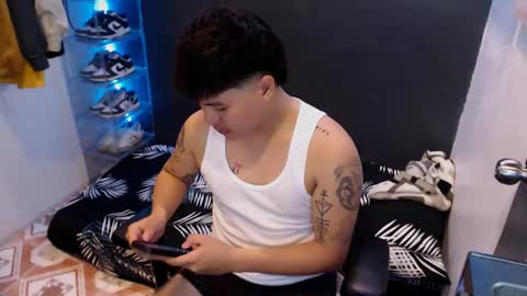 Snapshot of kenhotline911 chatting on January 2025 10:19:01 AM ken online show from January 2025 10:19:01 AM