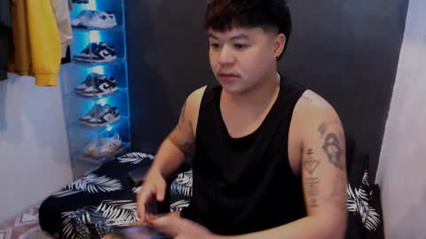 Snapshot of kenhotline911 chatting on January 2025 07:11:02 AM ken online show from January 2025 07:11:02 AM