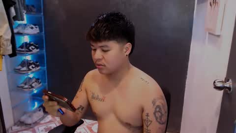 Snapshot of kenhotline911 chatting on January 2025 11:13:02 PM ken online show from January 2025 11:13:02 PM