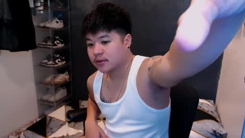 Snapshot of kenhotline911 chatting on February 2025 03:48:02 PM ken online show from February 2025 03:48:02 PM