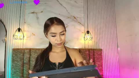 kenia_sweetie online show from July 2026 10:18:01 AM