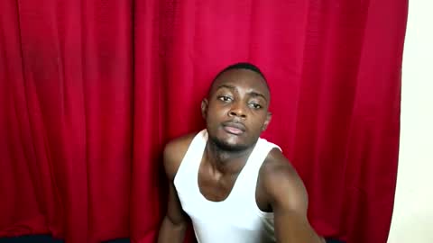 Kenia online show from November 2025 03:23:01 PM