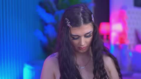 Snapshot of kenndramoon chatting on November 2025 03:23:01 PM Kendra online show from November 2025 03:23:01 PM