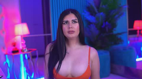 Snapshot of kenndramoon chatting on January 2026 04:00:02 PM Kendra online show from January 2026 04:00:02 PM