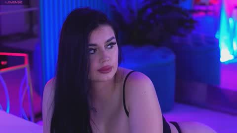 Snapshot of kenndramoon chatting on February 2026 04:36:02 PM Kendra online show from February 2026 04:36:02 PM