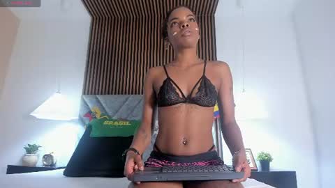 kenndrarose online show from June 2026 01:22:02 PM