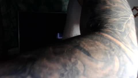 Snapshot of kennerfox77 chatting on December 2024 01:46:01 AM Kennfox777 online show from December 2024 01:46:01 AM