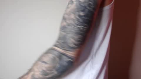 Snapshot of kennerfox77 chatting on February 2025 07:16:01 PM Kennfox777 online show from February 2025 07:16:01 PM