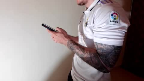 Snapshot of kennerfox77 chatting on December 2025 04:43:01 AM Kennfox777 online show from December 2025 04:43:01 AM