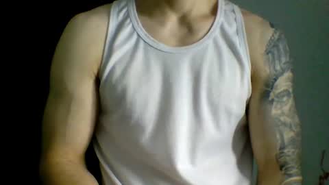 Kennfox777 online show from June 2026 07:47:02 AM