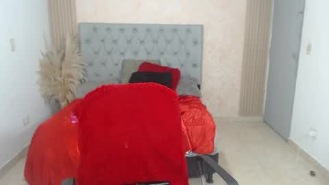 kennethcodyy online show from April 2026 09:52:01 PM