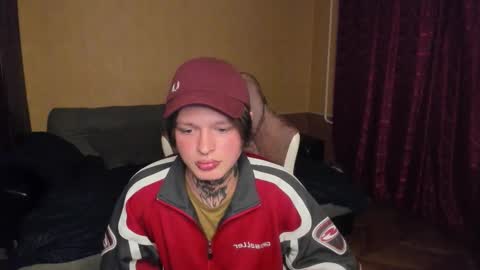 Snapshot of kenny_love69 chatting on September 2025 01:27:02 AM Kenny online show from September 2025 01:27:02 AM