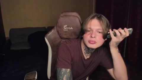 Snapshot of kenny_love69 chatting on September 2025 10:32:01 PM Kenny online show from September 2025 10:32:01 PM