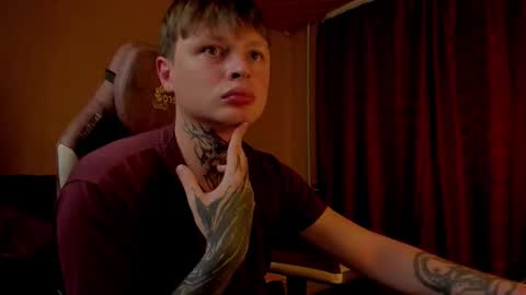 Snapshot of kenny_love69 chatting on October 2025 02:01:02 AM Kenny online show from October 2025 02:01:02 AM