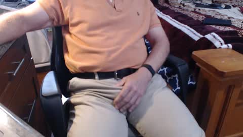 Snapshot of kent_ham chatting on December 2024 06:03:02 PM kent_ham online show from December 2024 06:03:02 PM