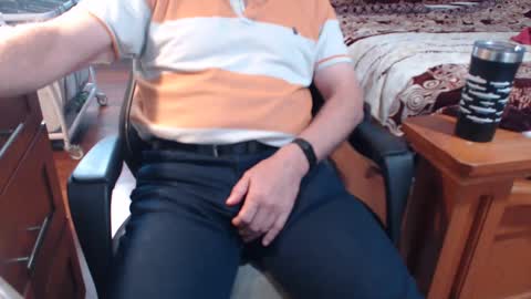 Snapshot of kent_ham chatting on December 2024 06:27:01 PM kent_ham online show from December 2024 06:27:01 PM