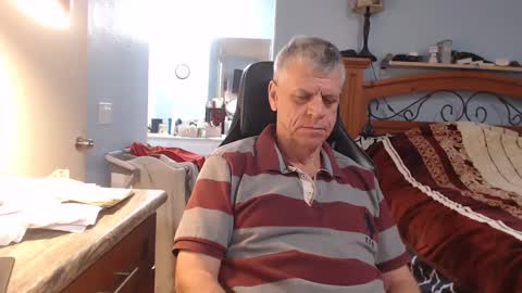 Snapshot of kent_ham chatting on February 2025 01:21:02 AM kent_ham online show from February 2025 01:21:02 AM