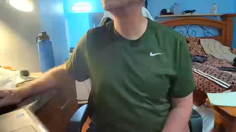 Snapshot of kent_ham chatting on October 2025 10:31:01 PM kent_ham online show from October 2025 10:31:01 PM