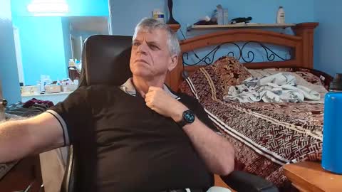 Snapshot of kent_ham chatting on October 2025 01:57:01 AM kent_ham online show from October 2025 01:57:01 AM