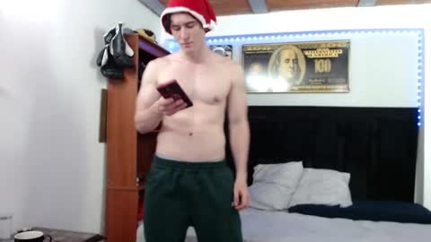 Santiago online show from December 2024 01:50:02 AM