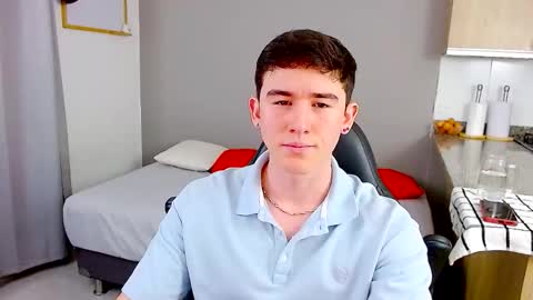 Santiago online show from February 2026 02:04:01 AM