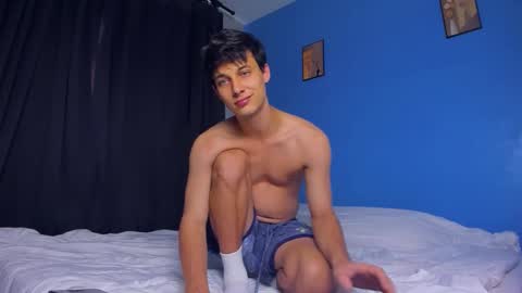 Snapshot of kenter_parker chatting on January 2026 03:12:02 AM Peter online show from January 2026 03:12:02 AM