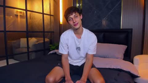 Peter     online show from June 2026 07:04:02 PM