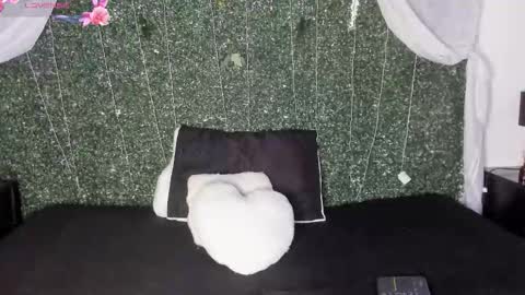 KENTHA  online show from February 2026 10:31:02 AM