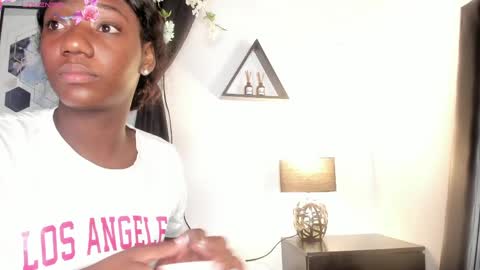 Snapshot of kentha_mitchellss chatting on April 2026 10:29:02 AM KENTHA online show from April 2026 10:29:02 AM