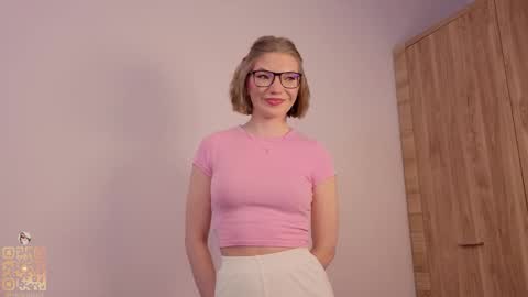 Lisa online show from March 2026 06:12:02 PM