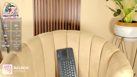 Snapshot of kenykitty chatting on December 2024 05:42:02 AM Keny Kitty Onlyfans Kenayfoxx online show from December 2024 05:42:02 AM