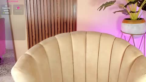 Snapshot of kenykitty chatting on February 2025 05:30:02 AM Keny Kitty Onlyfans Kenayfoxx online show from February 2025 05:30:02 AM