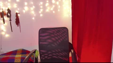 Kenzie online show from December 2024 10:38:02 AM