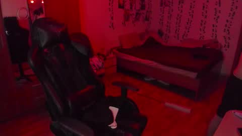 Looking for a moderator I PVT IS OPEN online show from December 2025 11:06:02 AM