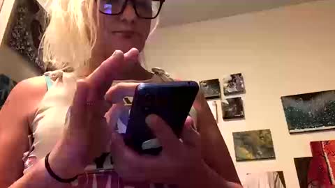 Snapshot of keroseneangel chatting on October 2025 05:35:01 PM KeroseneAngel online show from October 2025 05:35:01 PM