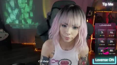 Snapshot of kerry_kirk chatting on December 2025 10:16:02 PM Kerry online show from December 2025 10:16:02 PM