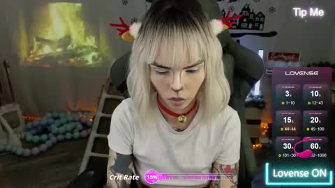 Snapshot of kerry_kirk chatting on December 2025 09:33:02 PM Kerry online show from December 2025 09:33:02 PM