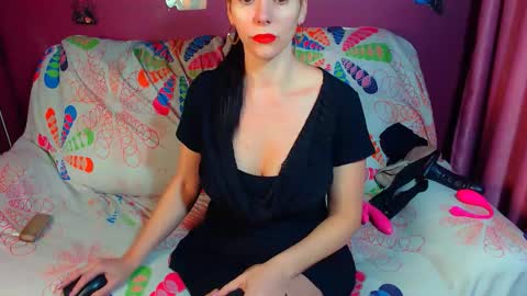 kersxxx online show from February 2026 09:23:02 AM