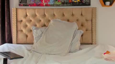 Kery Hillson online show from January 2025 05:01:01 PM