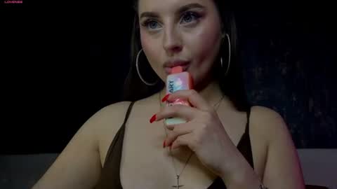 Kessy online show from July 2026 09:42:01 PM