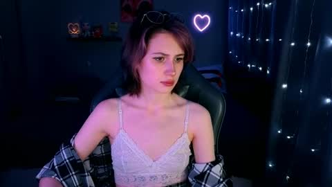 Keti 3 online show from April 2026 07:03:02 PM