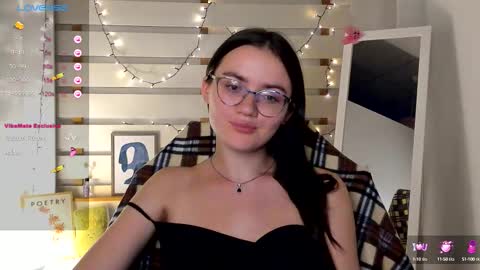 Snapshot of ketrin_pirsss chatting on September 2025 01:05:02 AM Ketrin online show from September 2025 01:05:02 AM