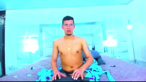 Kev online show from December 2025 12:21:02 PM