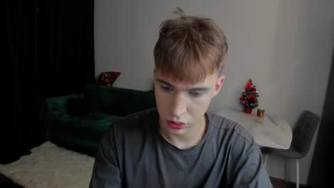 Snapshot of kevin_martin8 chatting on December 2024 09:28:01 PM Kevin Martin online show from December 2024 09:28:01 PM