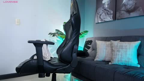 kevin montoya online show from January 2025 01:30:01 AM