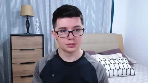 Kevin online show from May 2026 07:00:01 PM