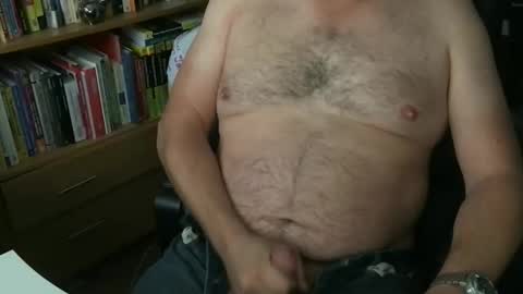 Snapshot of kevinlawl chatting on September 2025 02:11:01 PM KevRoss online show from September 2025 02:11:01 PM