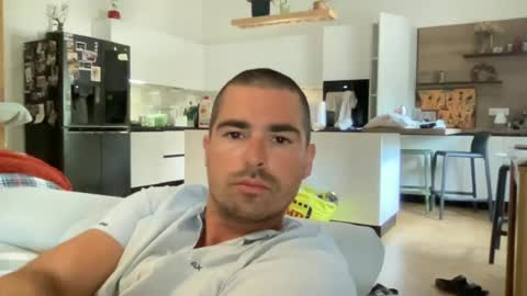 Snapshot of kevinpillobello chatting on July 2026 05:16:02 PM kevinpillobello online show from July 2026 05:16:02 PM
