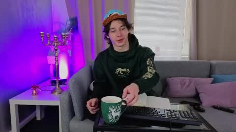 kevinstrike online show from April 2026 01:28:02 PM